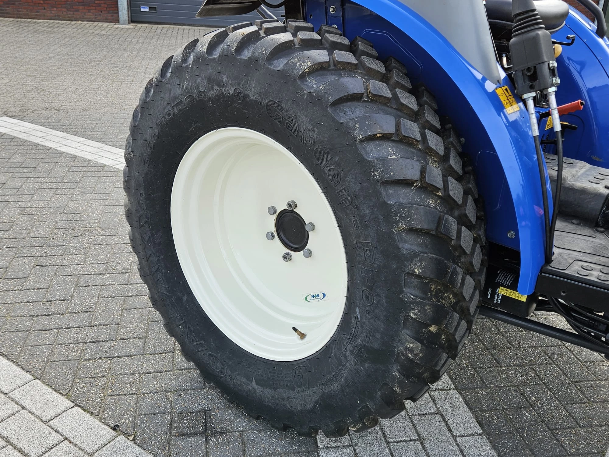 New Holland 2019 - Boomer 50 hydrostaat obrázek 28