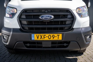 Ford Transit 2023 - 2.0 EcoBlue L2H2 | Automaat | Camera | Cruise | Airco | Trekhaak afbeelding 25