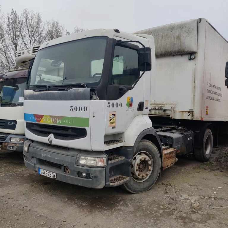 Renault 400 2002 zdjęcie 1