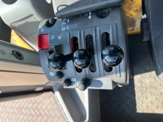 Volvo N/A 2008 - L120 F image 18