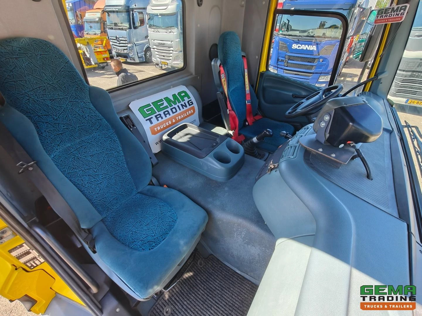 DAF CF 75.310 FAN 2004 imagen 7