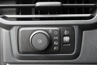 Ford Transit Custom 2025 - 320 2.0 TDCI L2H1 Trend 136pk - 2x Schuifdeur - LED koplampen - Carplay - Android - Camera - Stoelverwarming - 70l tank - Rijklaar bild 15