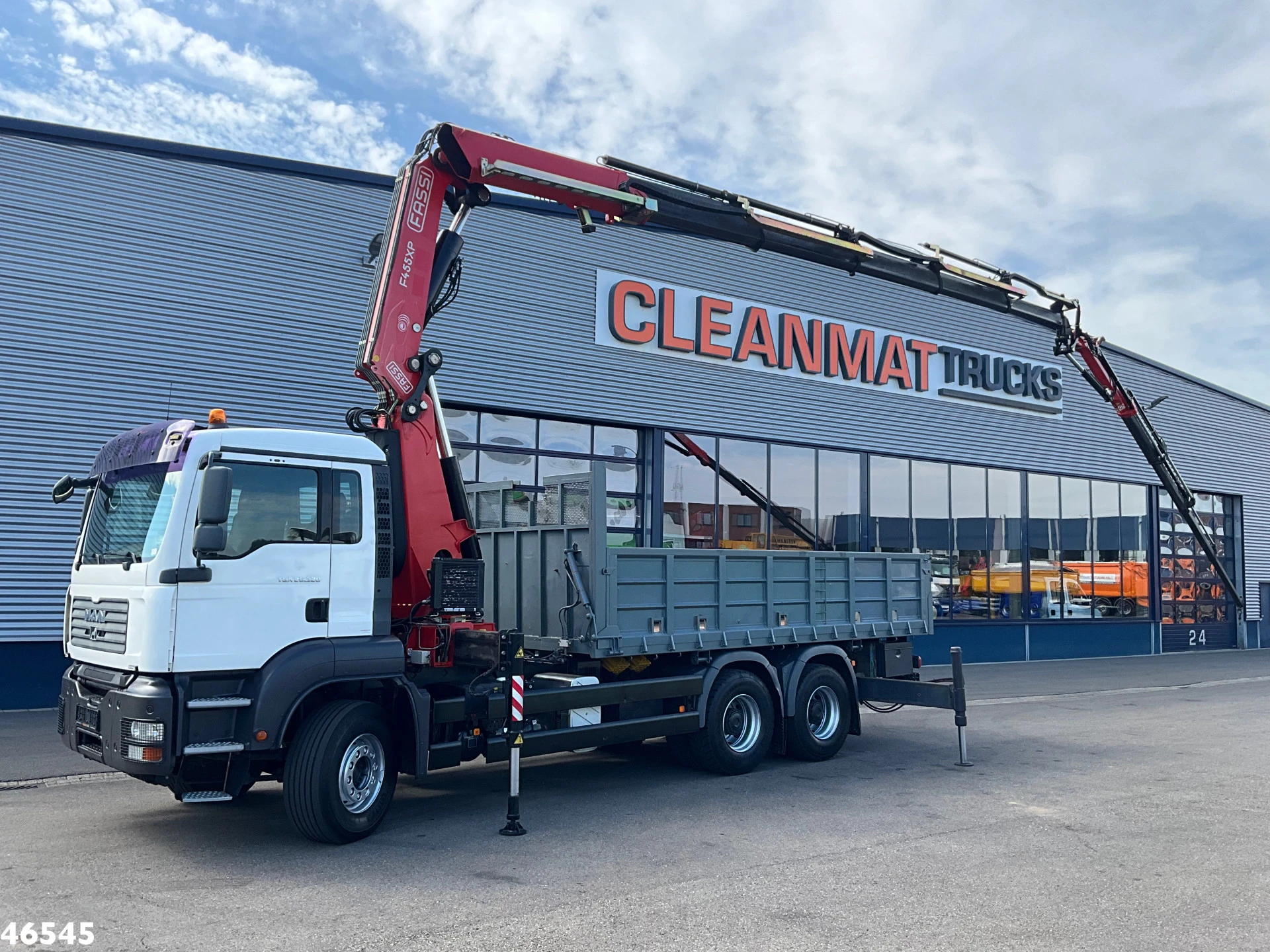 MAN TGA 2007 - 26.320 6x4 Full Steel Manual Fassi 45 Tonmeter laadkraan + Fly-jib Just 32.717 km! afbeelding 1