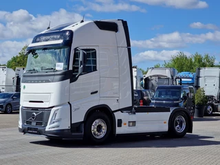 Volvo FH 2026 - 13.540 Aero Globetrotter XL 4x2 - New - Full spec - Retarder - I parkcool - Full air imagem 3