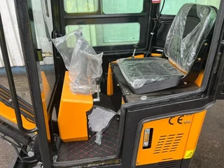 Vicsec N/A 2025 - VC 13 C , Mini Excavator , Close cabine , 3 pieces in stock obrazek 18