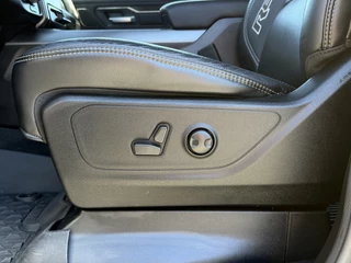 Dodge Ram 1500 2024 - 5.7 V8 4x4 / REBEL / DIGITALE COCKPIT / BACKFLIP / PRINS LPG / 3.500 KG AHG / CAMERA / TREKHAAK imagem 24