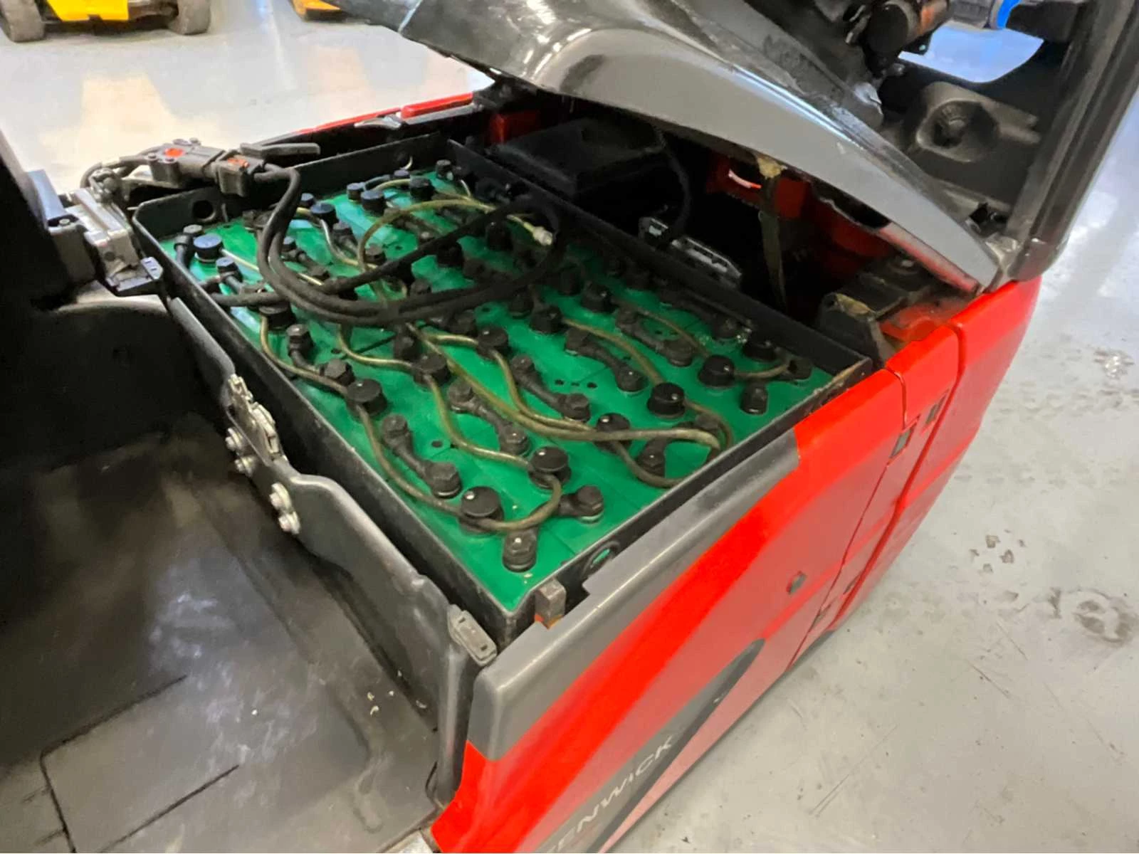 Linde 2019 - E16C-02 Triplex - Freelift - Sideshift afbeelding 16