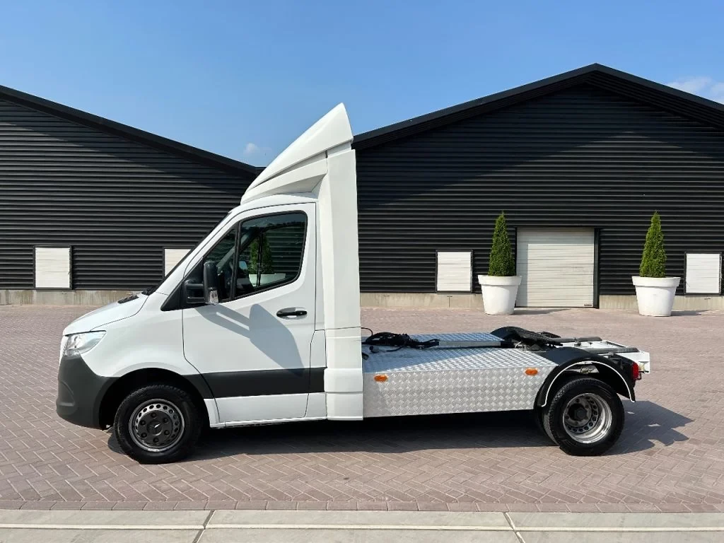 Mercedes-Benz Sprinter 2019 - 519 Be trekker 8 ton euro 6 v6 image 3