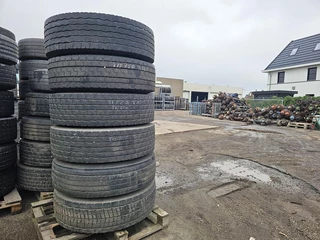 Several 315/80 R 22.5 2000 - N/A bild 3