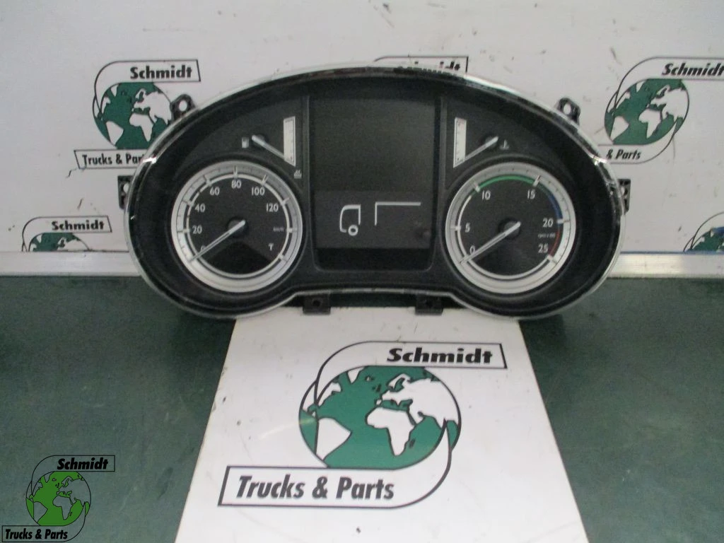 DAF - 1943280 Instrumentenpaneel DAF XF 106 obrázek 1