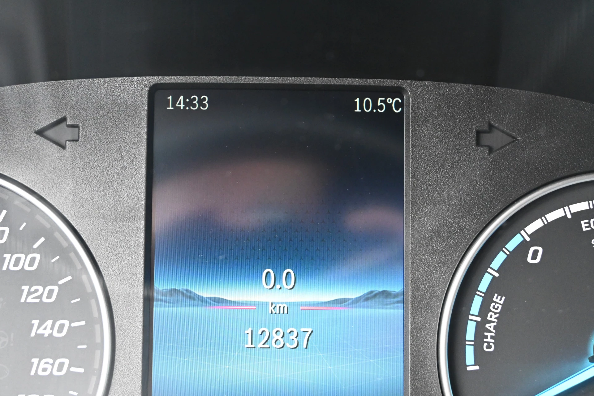 Mercedes-Benz eSprinter 2024 - 320 L2H2 RWD Pro 81kWh Bild 19