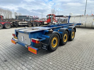 Burg N/A 2003 - 20FT/3-axles / empty weight: 3.290kg / SAF DISC / ADR (EXII, EXII, FL, OX, AT) / LIFTAXLE / NL-Chassis bild 3