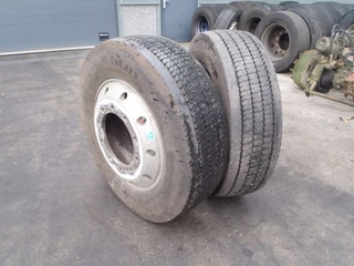 Michelin N/A - 275-70 R22.5 MICHELIN immagine 1
