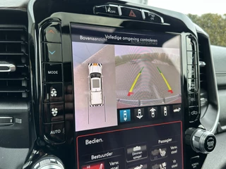 Dodge Ram 1500 2018 - 5.7 V8 LARAMIE / LPG / TREKHAAK 3.5T / ADAPTIVE CRUISE / CAMERA / PANO / 12 INCH SCREEN / DELMONICO RED obrazek 15