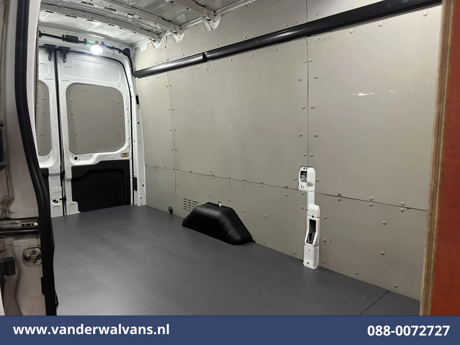 Ford Transit 2021 - 2.0 TDCI 130pk L4H3 Euro6 Airco | Camera | Apple Carplay | Android Auto | Cruisecontrol imagen 13