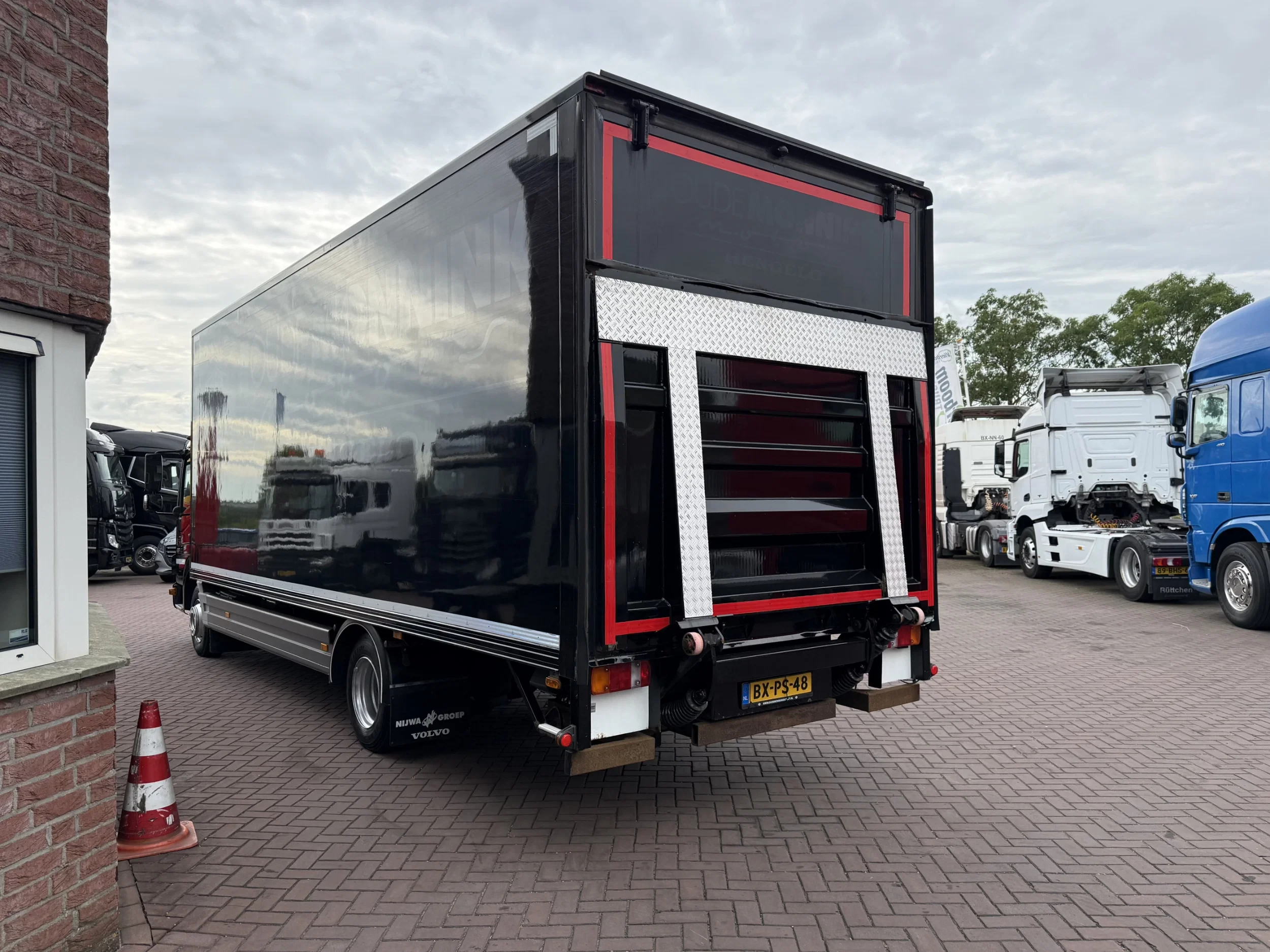 Mercedes-Benz Atego 2010 - 1018 Atego 1018L Euro5 Koffer mit Lbw / Klima / afbeelding 10