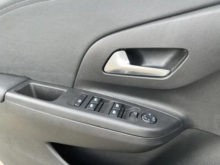 Opel Corsa 2021 - 1.2 Elegance Nav, 360 camera. imagem 24