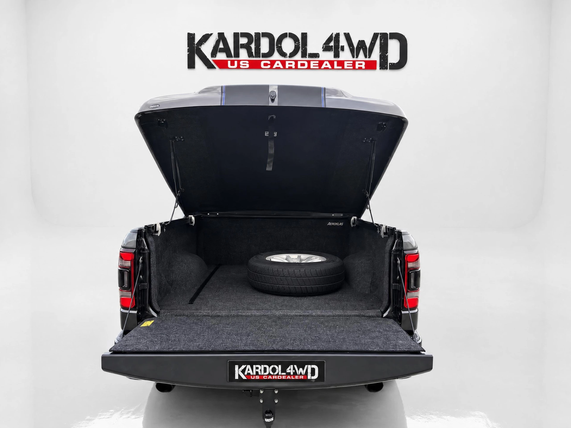 Dodge Ram 1500 2024 - 5.7 V8 4x4 Crew Cab Sport | Incl. Tonneau cover | Special striping| Wide boddy | Fuell velgenset| afbeelding 5