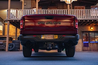 Dodge Ram 1500 2024 - Rebel Night zdjecie 7