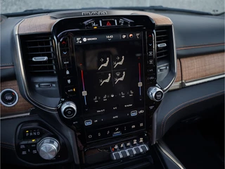 Dodge Ram 1500 2024 - Limited Longhorn 5.7L V8 4x4 Crew Cab image 52