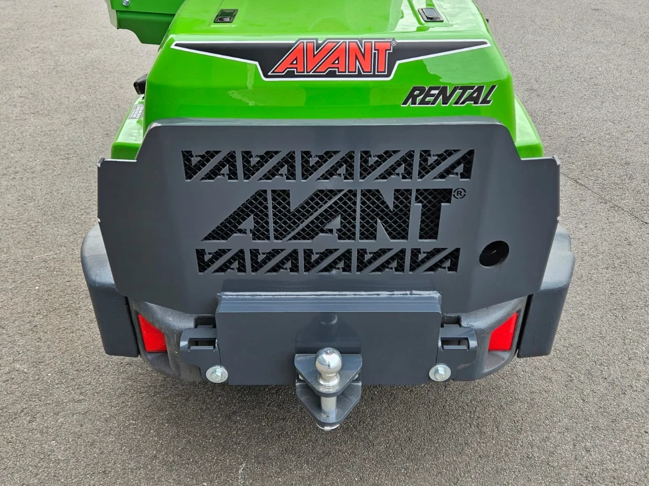 Avant 2024 - 635i Rental mini-shovel afbeelding 12