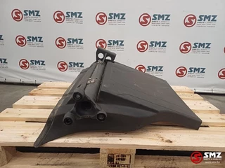 Mercedes-Benz N/A 2021 - Occ spatbord linksachter + steun Mercedes imagen 4