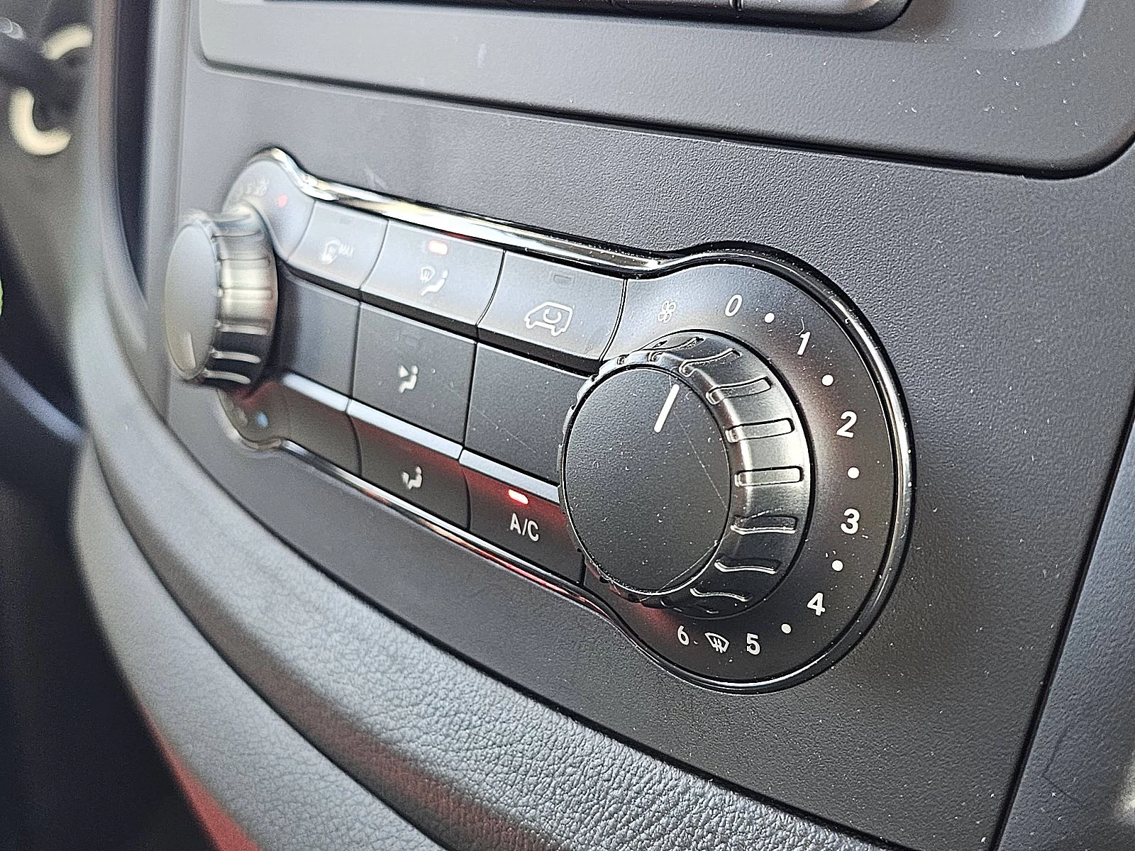Mercedes-Benz eVito 2024 Bild 11