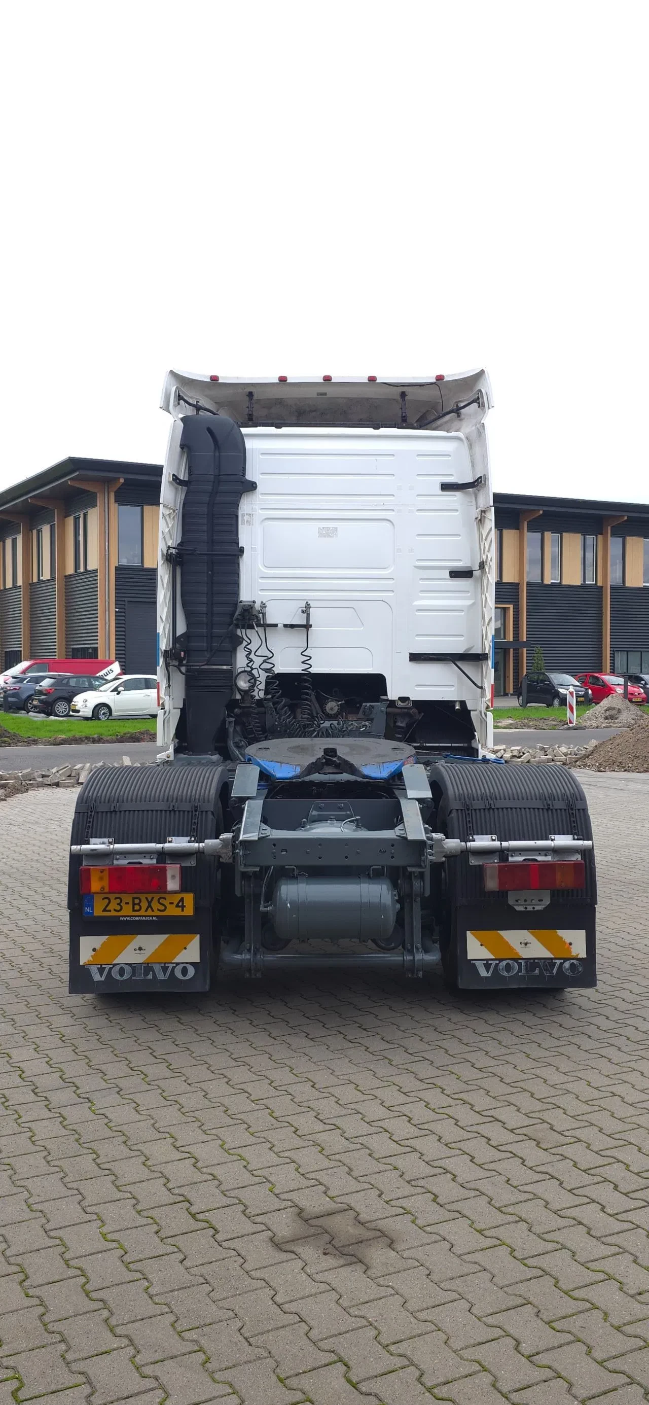 Volvo FH 1996 - 16 Very beautiful Volvo FH16 520, lots of horsepower, pulls like crazy image 13