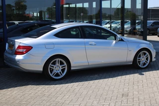 Mercedes-Benz C-Klasse 2011 - Coupé 180 AUT7 Ambition NAVI 18'' <<ZEER NETTE AUTO>> afbeelding 11
