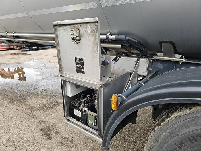 Magyar S43 EDD | MILK/ FOODSTUFF | 36000 LTR | 2 STEERING AXLE'S | DISC BRAKES. 2013 image 45