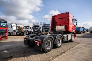 Renault N/A 2022 - C520-6x4 + HYDR. + INTARDER image 4