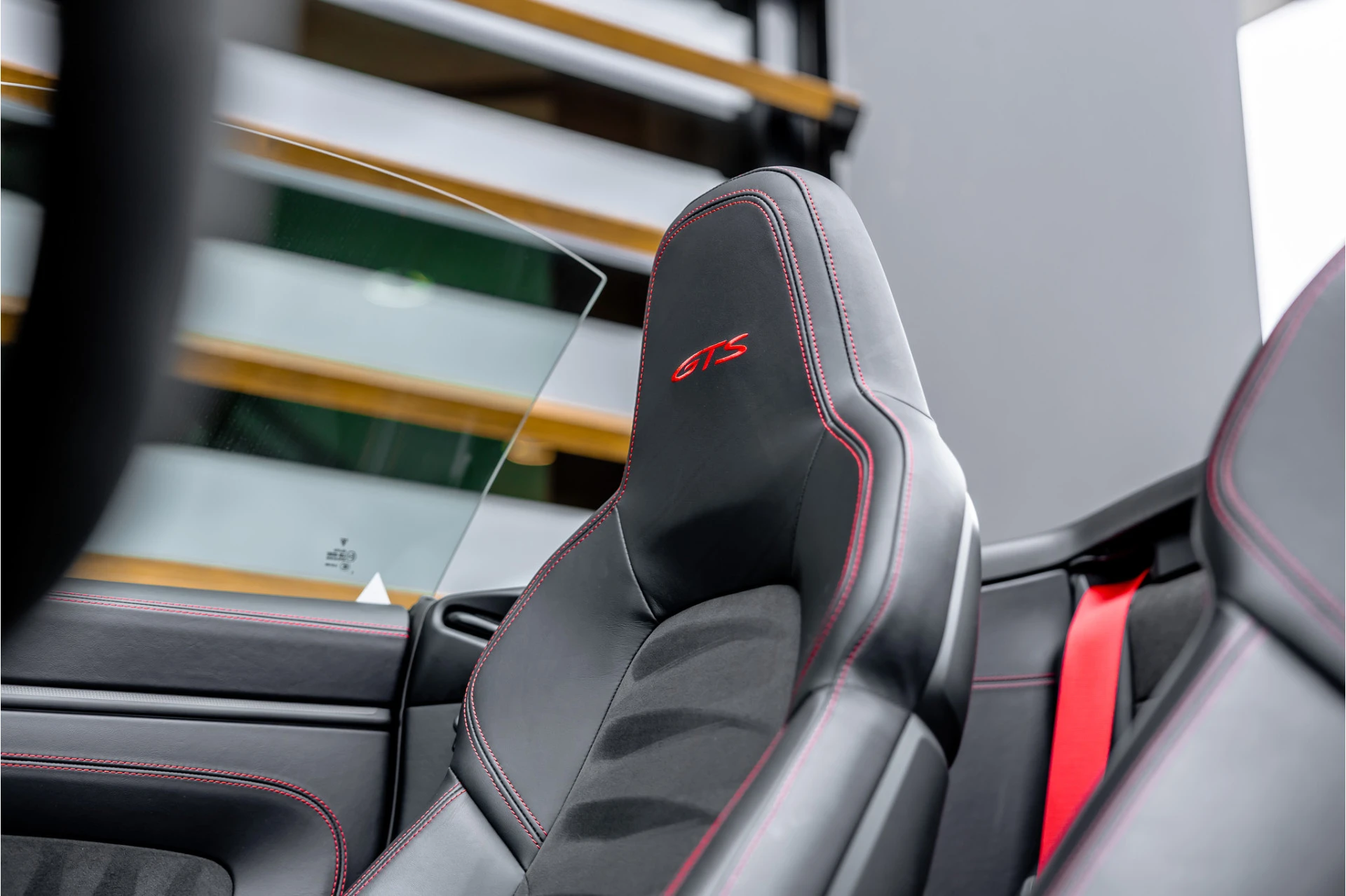 Porsche 911 2024 - Cabrio 3.0 Carrera GTS afbeelding 25