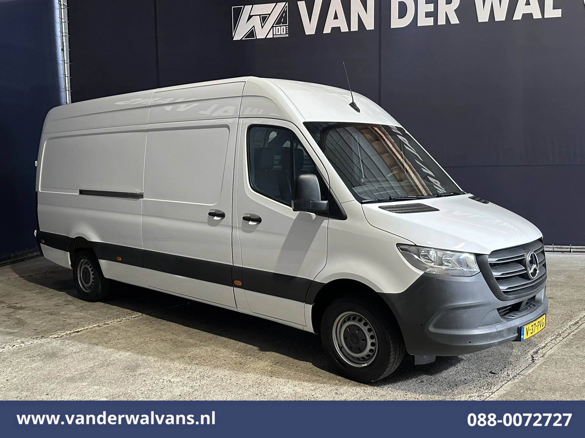 Mercedes-Benz Sprinter 2023 - 317 CDI 170pk L3H2 Euro6 Airco | Camera | Apple Carplay | Cruisecontrol imagem 13