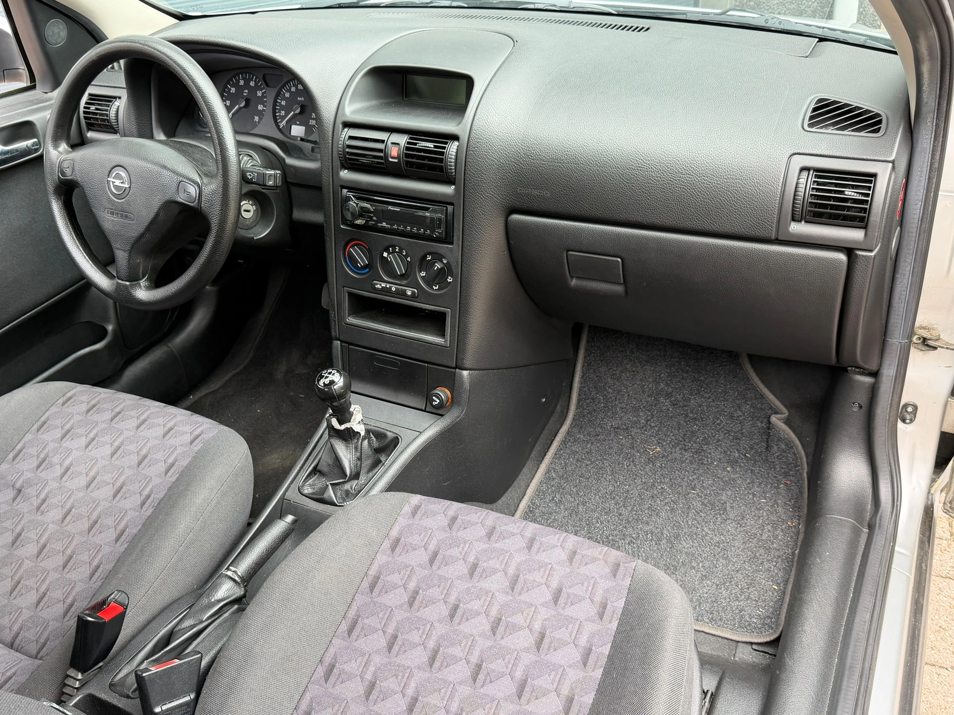 Opel Astra 2002 - 1.6 Edition bj.2002 Airco|Lm velg|Nap. afbeelding 9