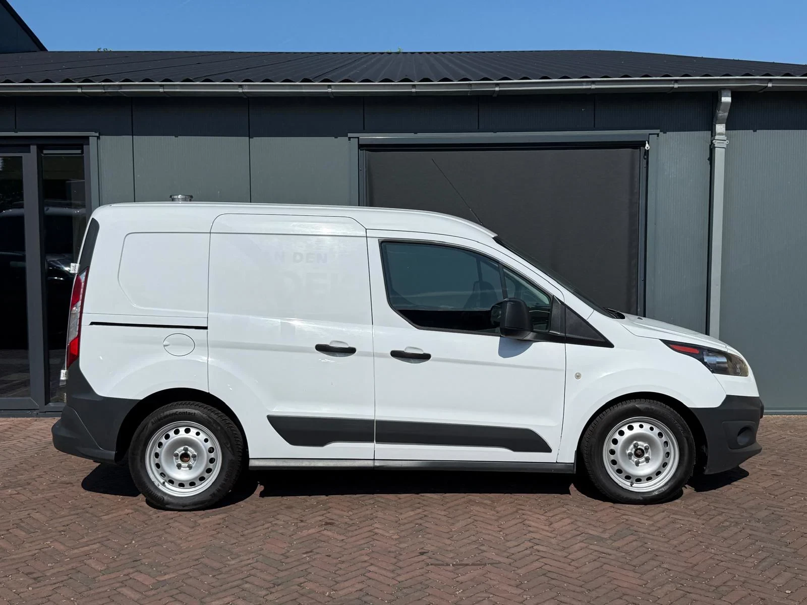 Ford Transit Connect 2017 - 1.5 TDCI L1 AC Cruise Euro 6 1e eigenaar recent onderhoud gehad afbeelding 2