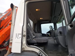 Scania P 2007 - P380 / 6X4 / 2X BIG AXLE / FULL-STEEL / DRUM BRAKES / TEREX TLC 125.2 CRANE / AIRCO / MANUAL / EURO-4 / 2007 zdjecie 34