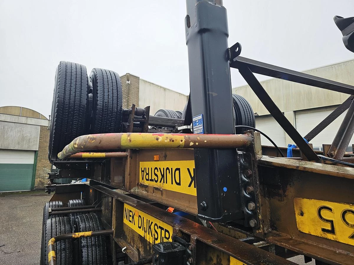 Pacton 2126 C-2 | 20 FOOT| BLADGEVEERD|DOUBLE TIRES| BPW DRUM. 1974 obrázek 5