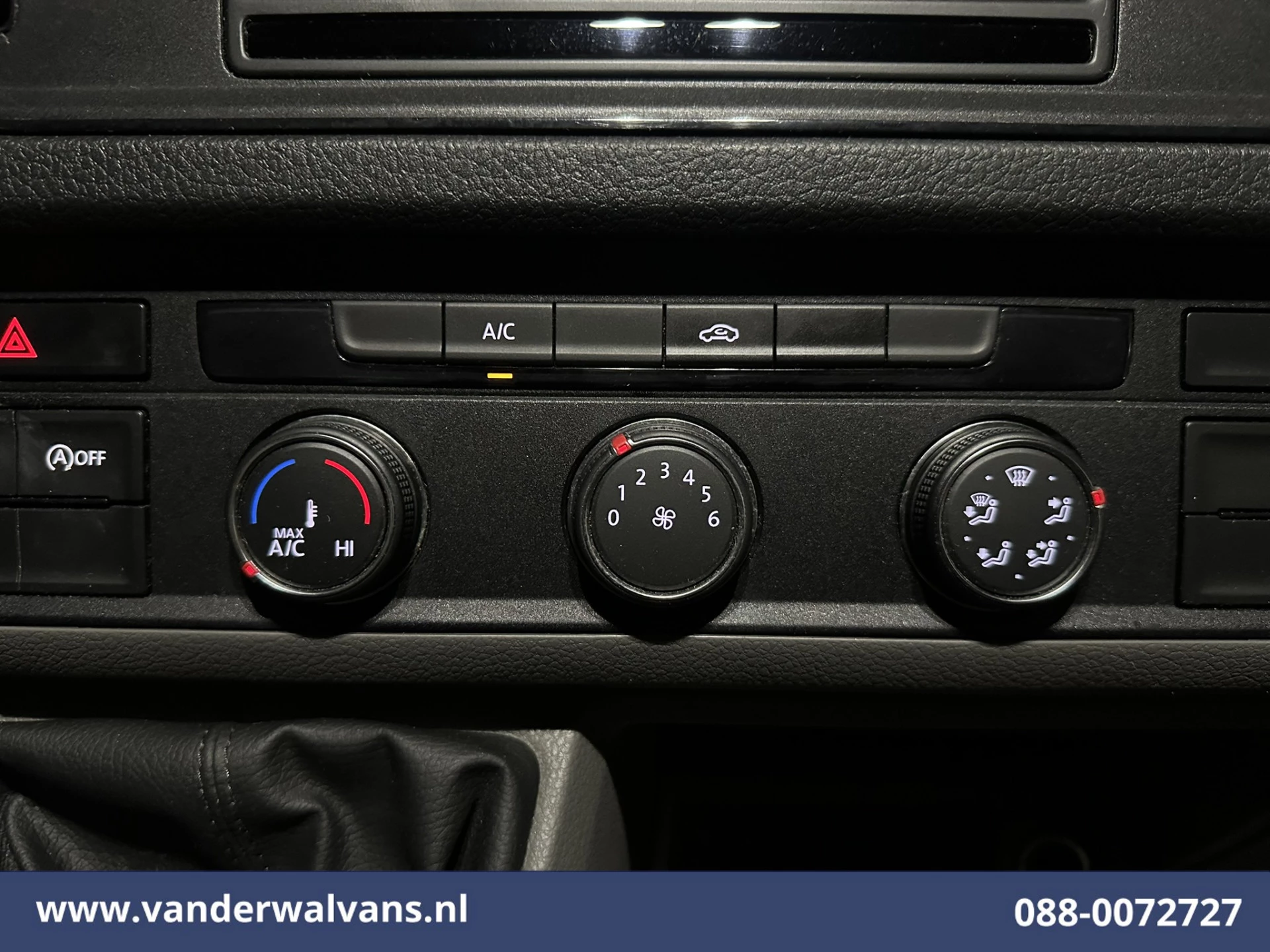Volkswagen Crafter 2019 - 2.0 TDI 140 pk L3H3 L2H2 Euro6 Airco | Camera | Navigatie | Apple Carplay | Massagestoel image 7