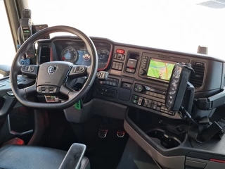 Scania S 2023 - 590S V8 NGS 6x4 - HIAB Multilift 24T - Like new - Retarder - Full air - Leather obrazek 22