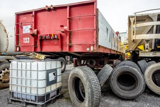 KWB N/A 2002 - KRAAN/CRANE/GRUE/KRAN - KENNIS 16 TON/M(3xhydr.) imagem 7