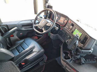 Scania S 2023 - 590S V8 NGS 6x4 - HIAB Multilift 24T - Like new - Retarder - Full air - Leather obrazek 24