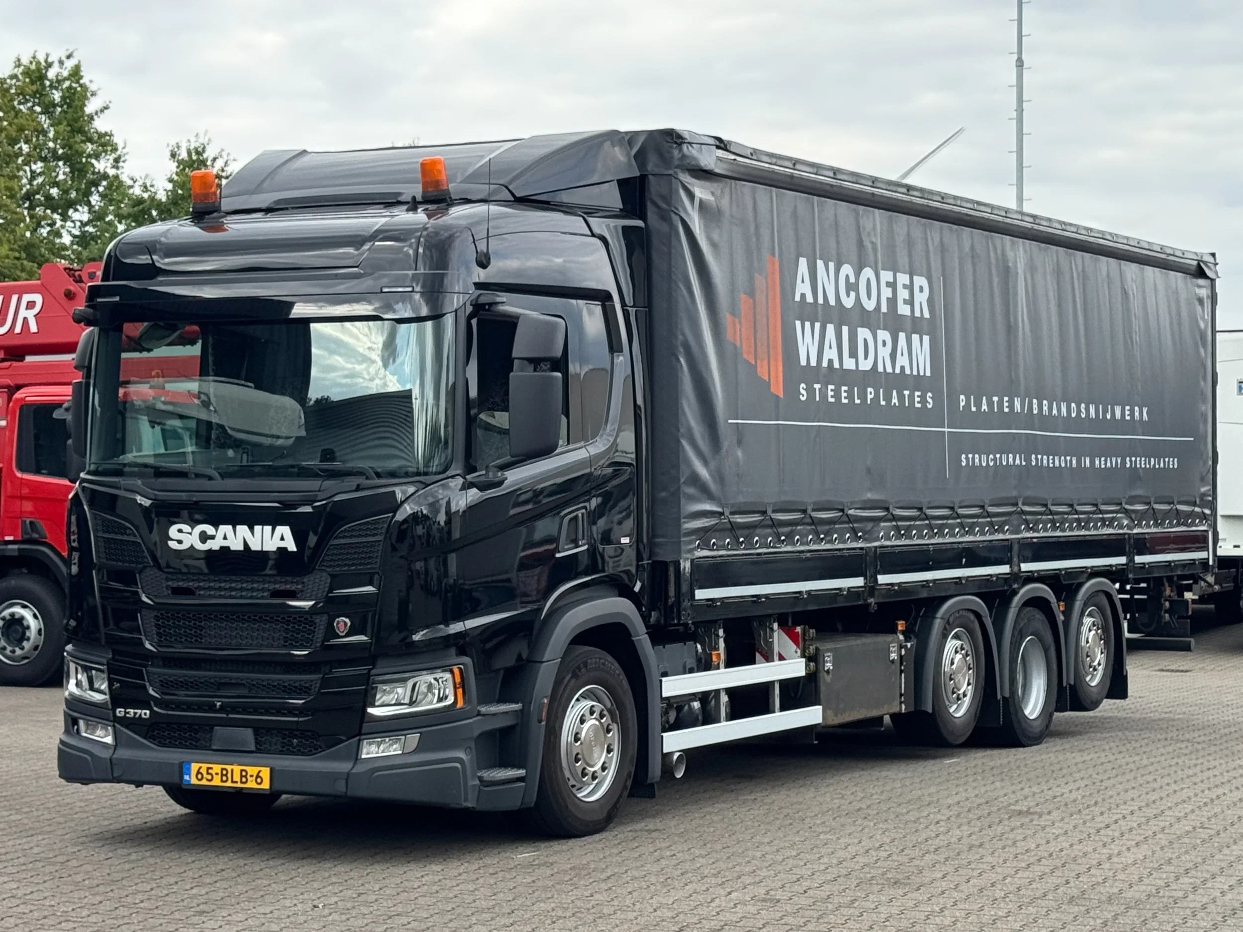 Scania G 2018 - G370 8x2/6 Schuifzeil opbouw verbreedbaar! Euro 6 afbeelding 1