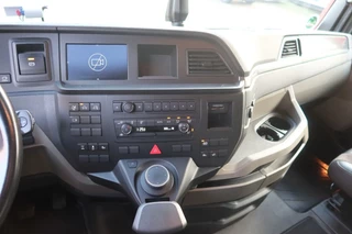 MAN TGX 2022 - 26.510 6x2 Intarder. Volledige luchtvering изображение 6