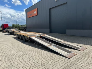 Broshuis N/A 2015 - 3ABSD Lowloader 3-axle / GVW: 53.000kg / Neck: 23.000kg / hydraulic steering + ramps + loading table / 4.60m extendable / winch / liftaxle immagine 5