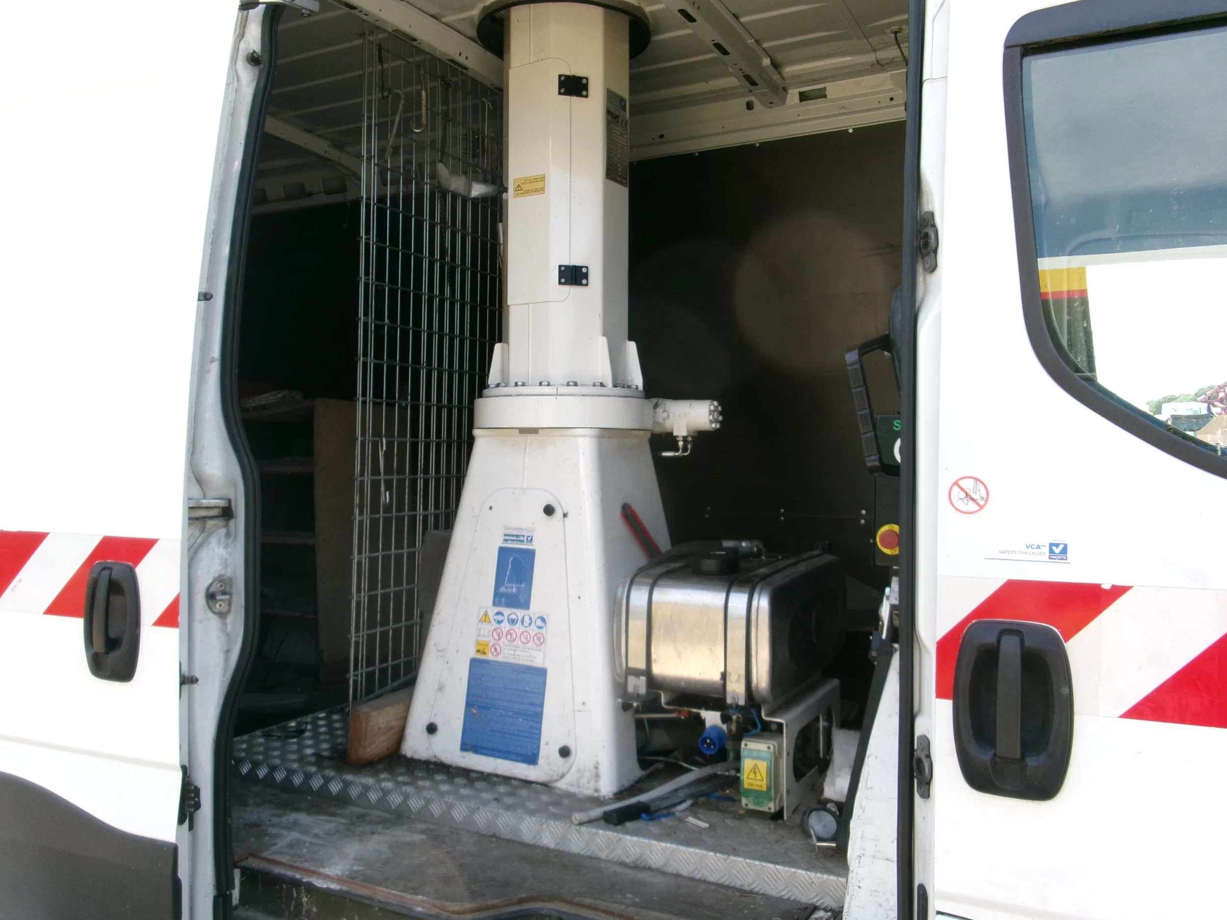 Iveco Daily 2016 - 70 C17 + RAM APK 03-2027 afbeelding 21