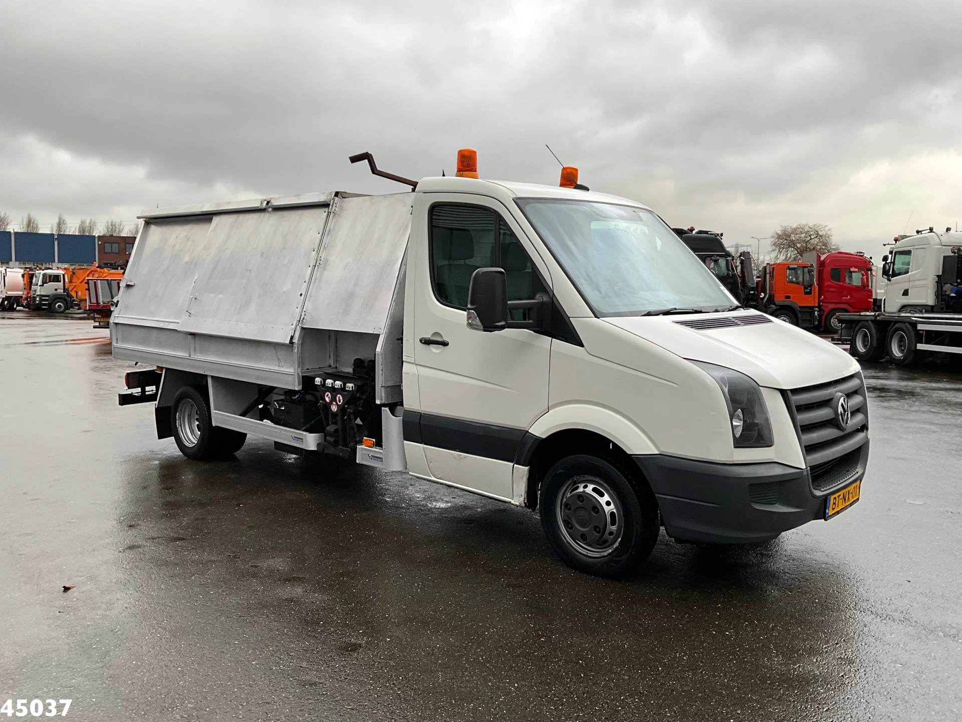 Volkswagen Crafter 2007 - 2.5 TDI Terberg zijlader Just 115.247 Km! afbeelding 13