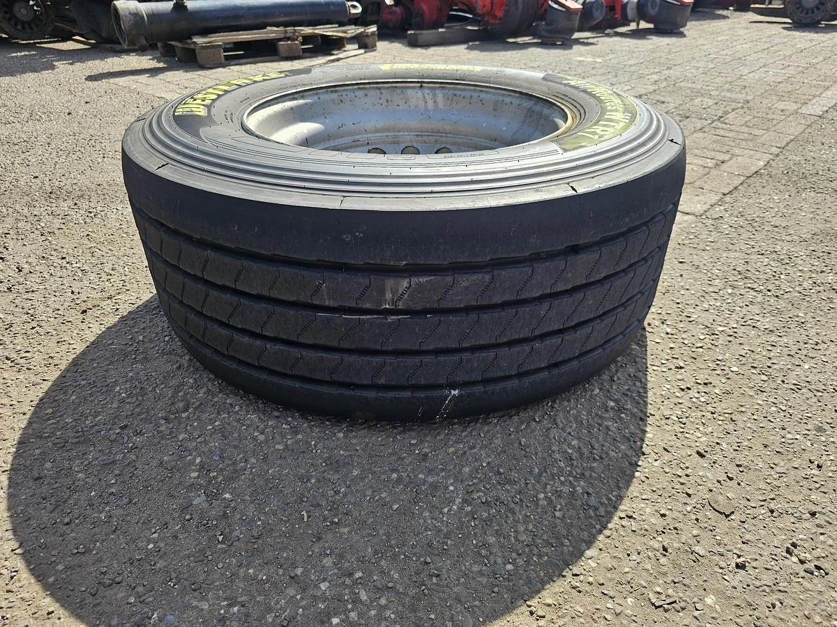 westlake A11 Routes WTR1 385/55 R 22.5 including rim. 2020 obrázek 3