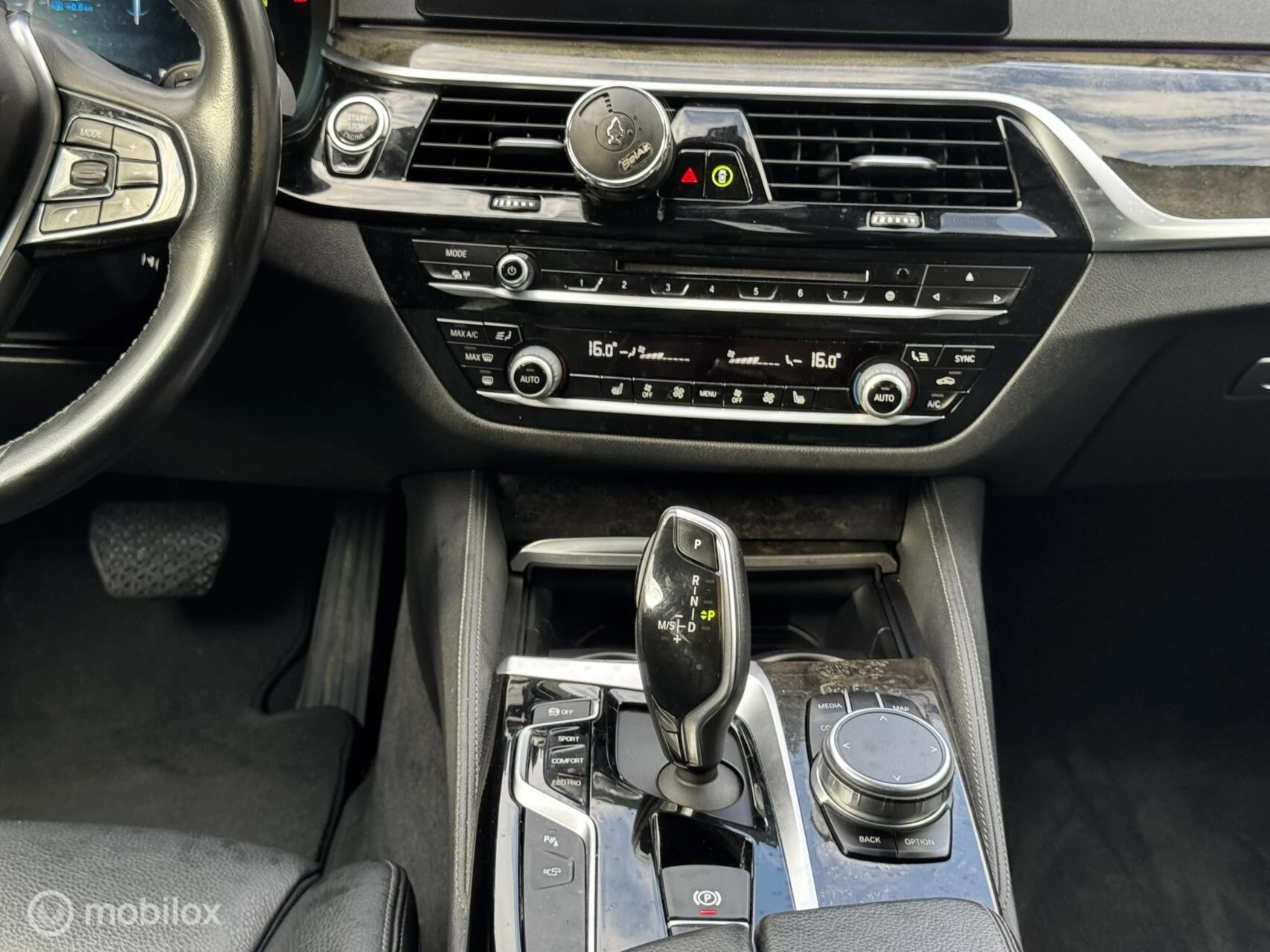BMW 5 Serie 2018 - 540i High Executive afbeelding 32