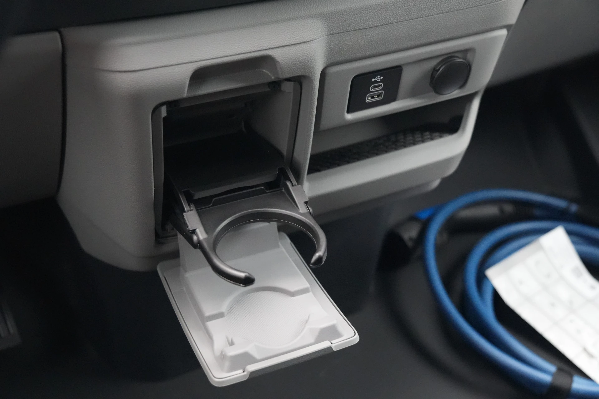 Ford E-Transit Custom 2026 - 340 L2H1 Limited 71 kWh 218pk - AGR Bestuurdersstoel - Trekhaak - ACC - B&O - Navi - Stoel/Stuurverwarming - 360 Camera - Blindspot - Rijklaar Bild 34