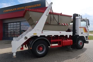Volvo F 10 1979 - F10 4x2 - 1979 - Container Oldtimer image 3